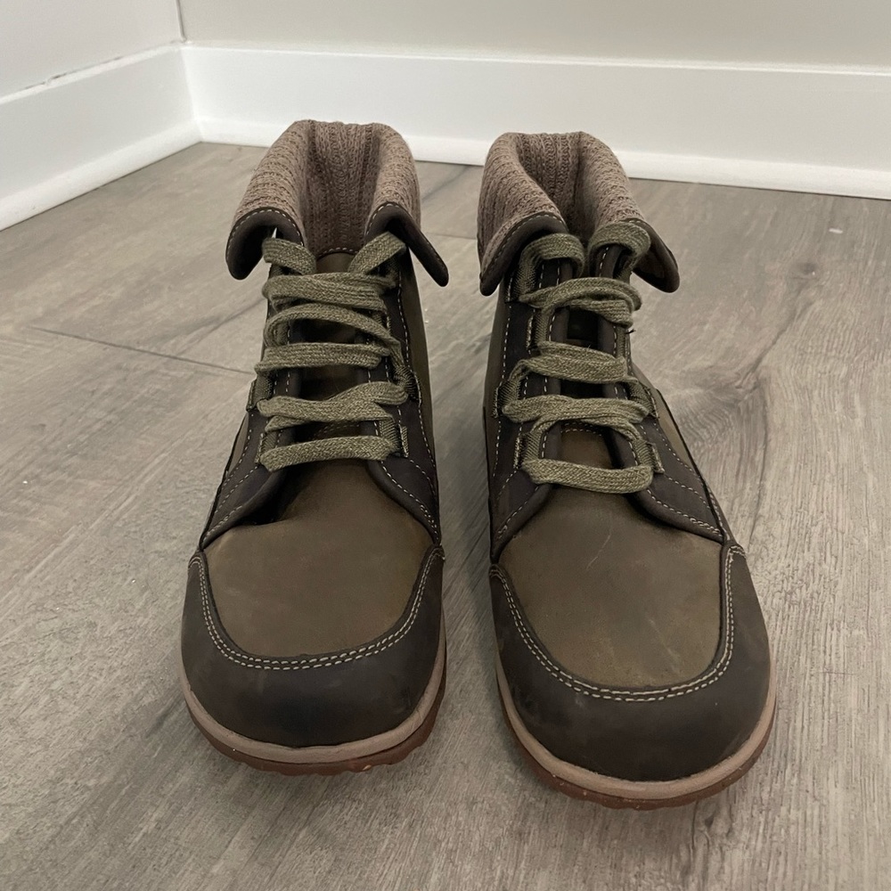 Chaco Barbary Boots - Leather.